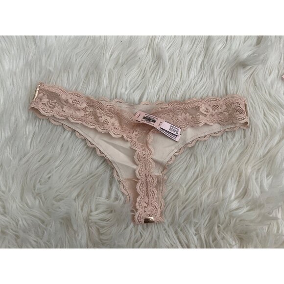 Victoria’s Secret Metallic Bustier Set - Picture 6 of 6